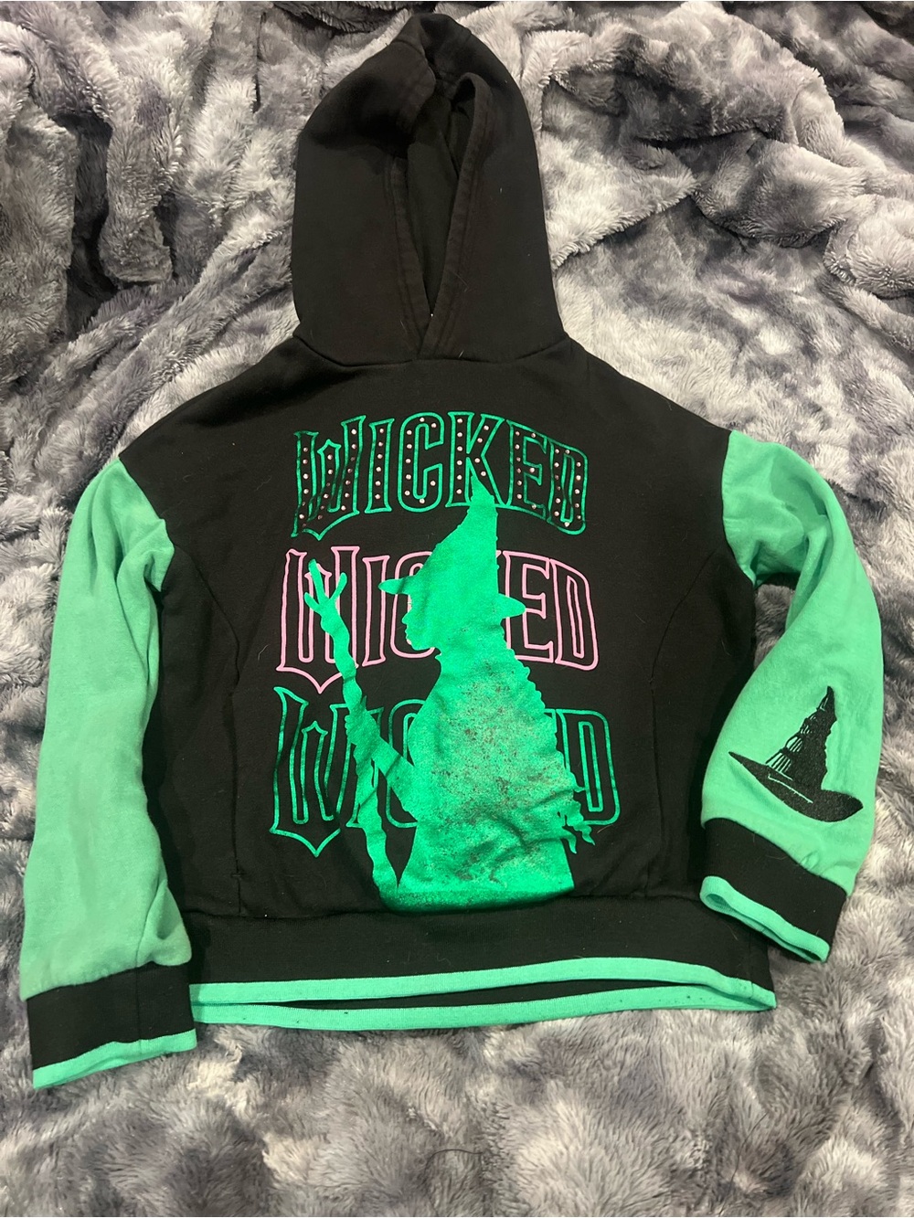 Kids Black & Green 'Wicked' Graphic Hooded Sweatshirt